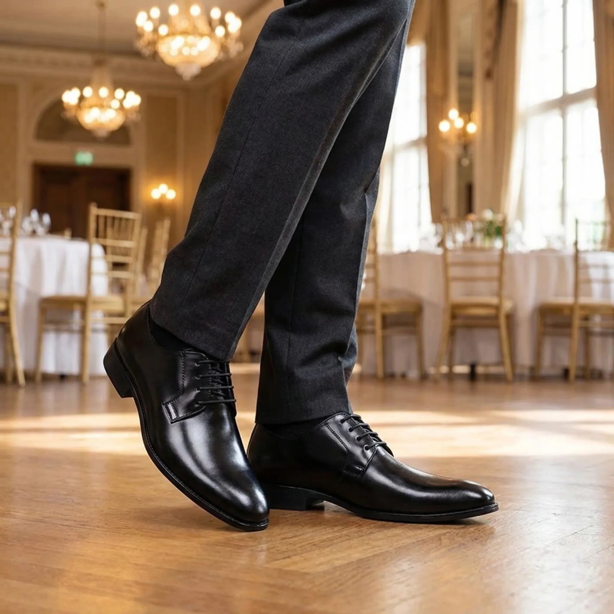 Lace-Up Pointed Toe Oxford for Men