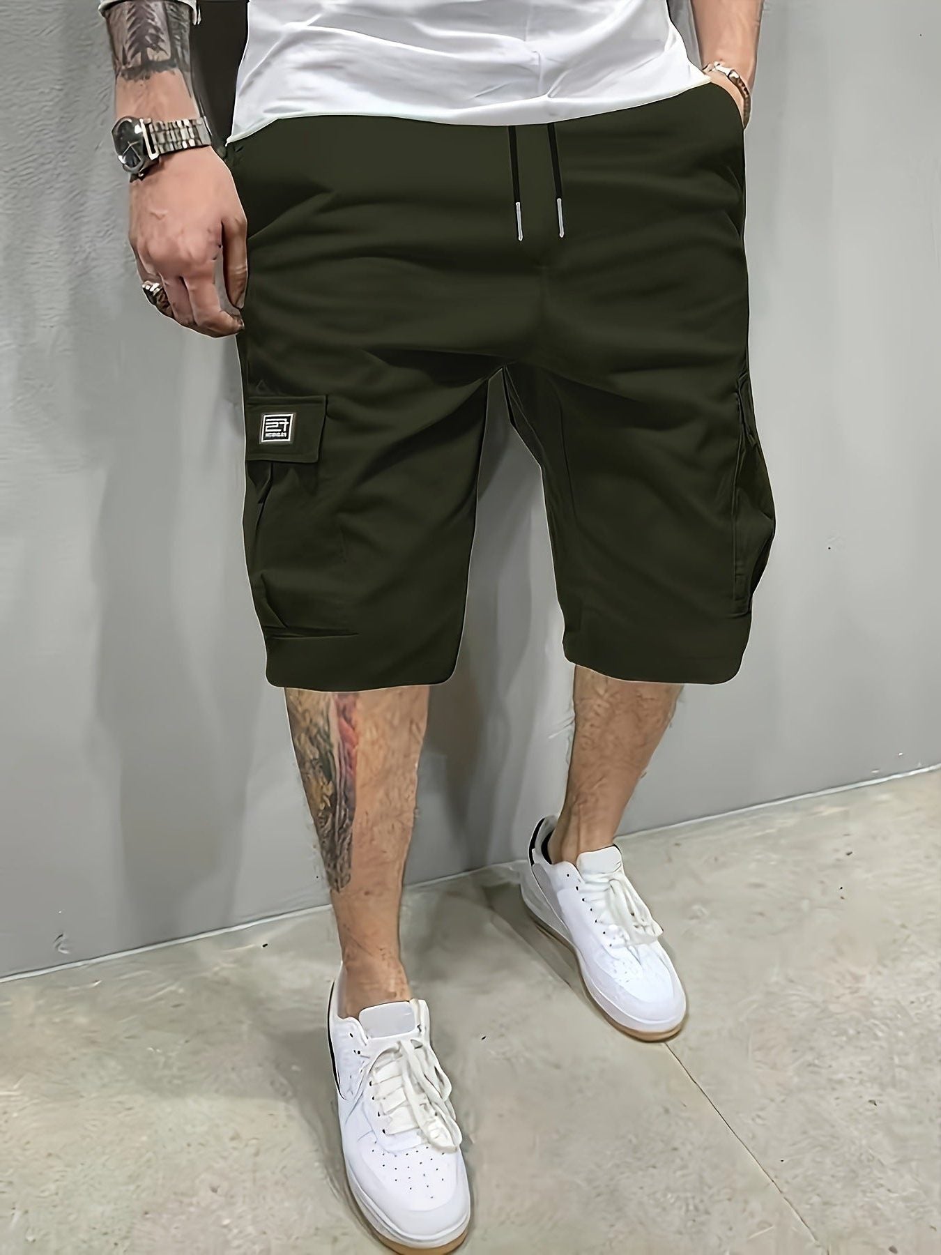 Relaxed Cargo Shorts for Men - Army Green