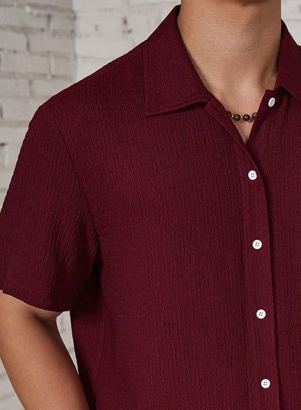 Textured Cuban Collar Short Sleeve Shirt for Men - Burgundy